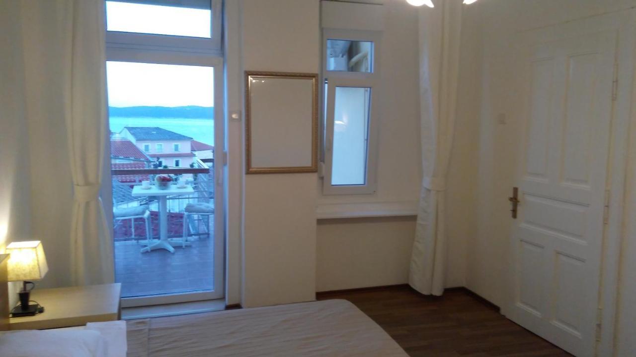 Apartmani Lela Selce Exterior photo